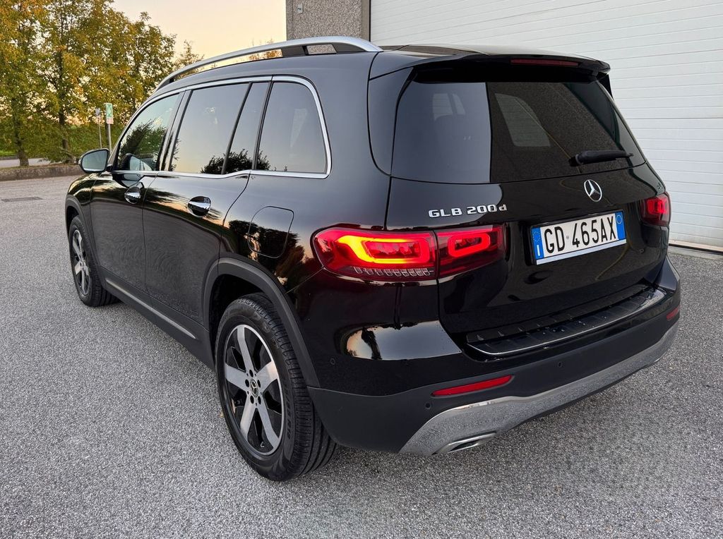 Mercedes-Benz GLB 200 2020