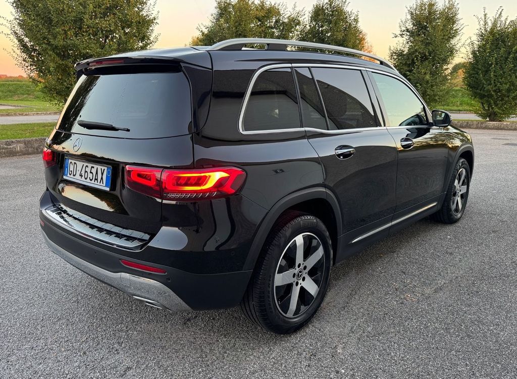 Mercedes-Benz GLB 200 2020