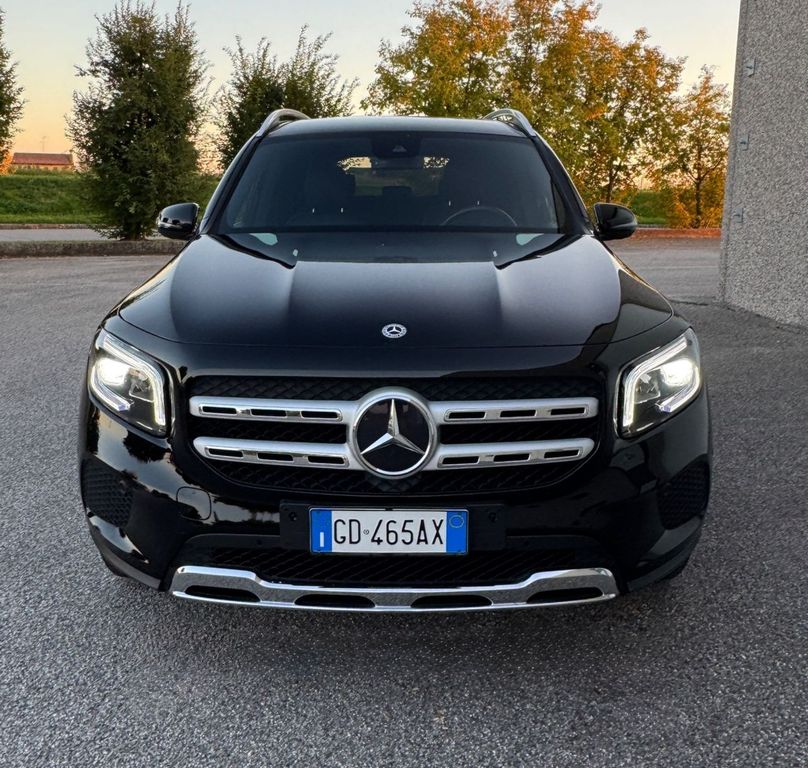 Mercedes-Benz GLB 200 2020