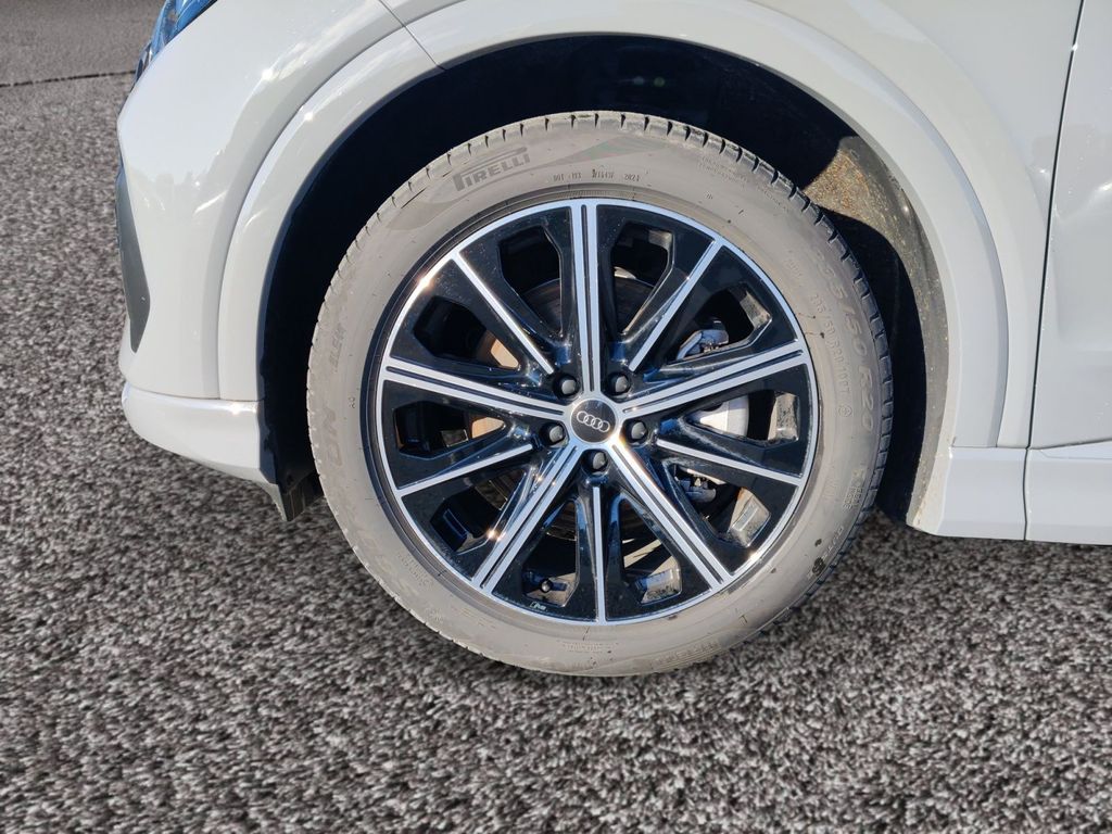 Audi Q4 e-tron 2024