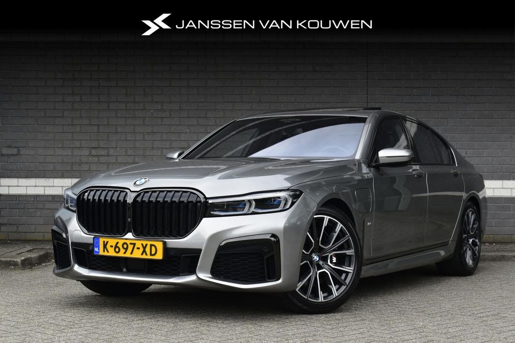 BMW 745 2021