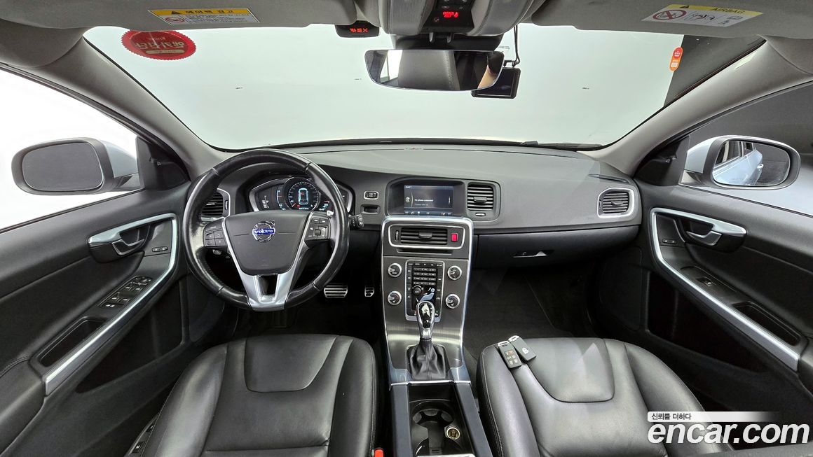 Volvo V60 2015