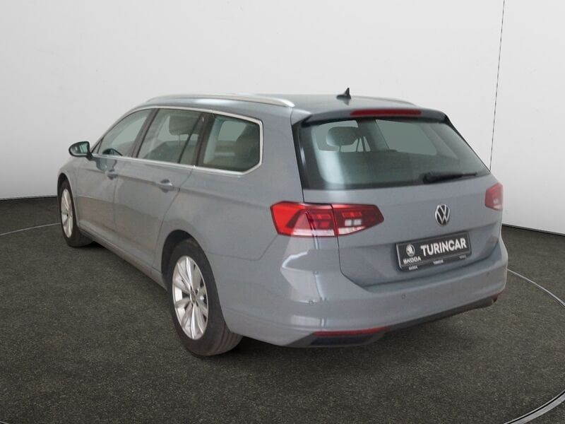 Volkswagen Passat 2022