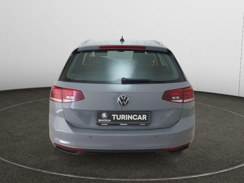 Volkswagen Passat 2022