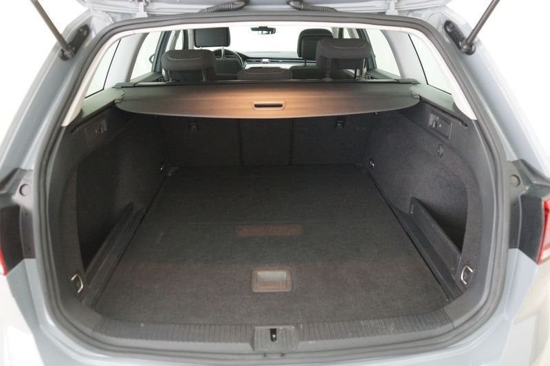 Volkswagen Passat 2022