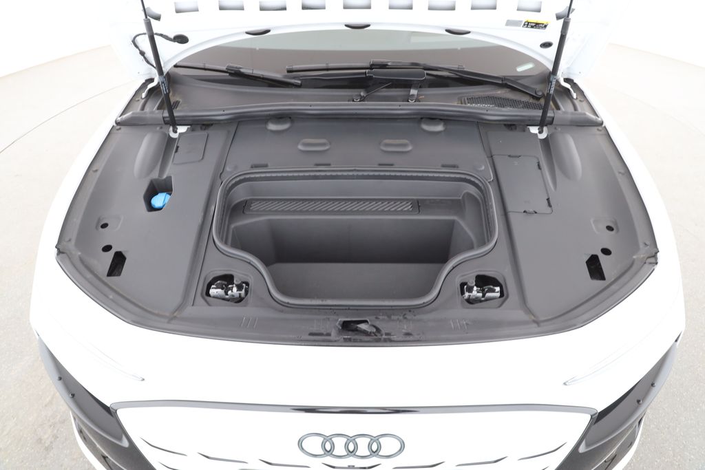 Audi A6 e-tron 2025