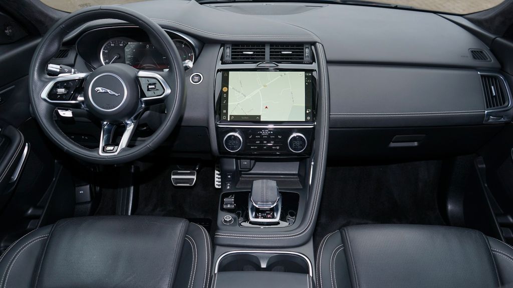 Jaguar E-Pace 2021