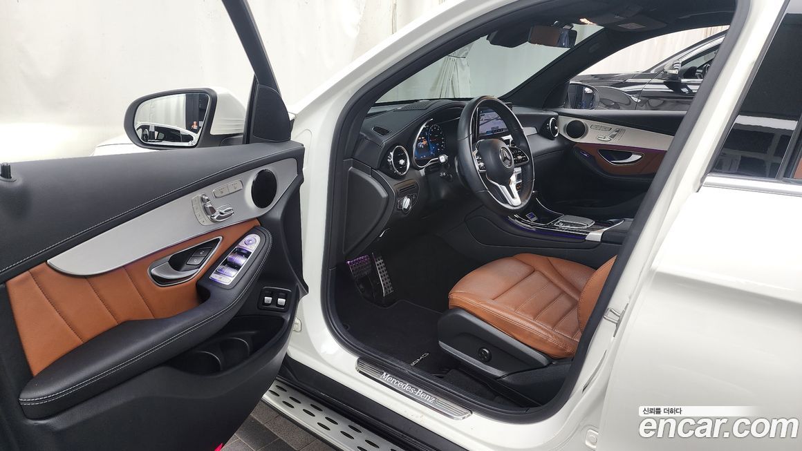 Mercedes-Benz GLC-Class 2022