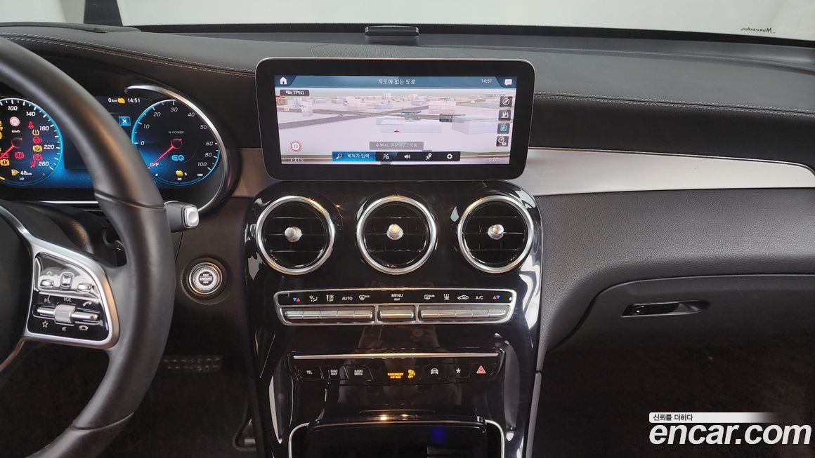 Mercedes-Benz GLC-Class 2022