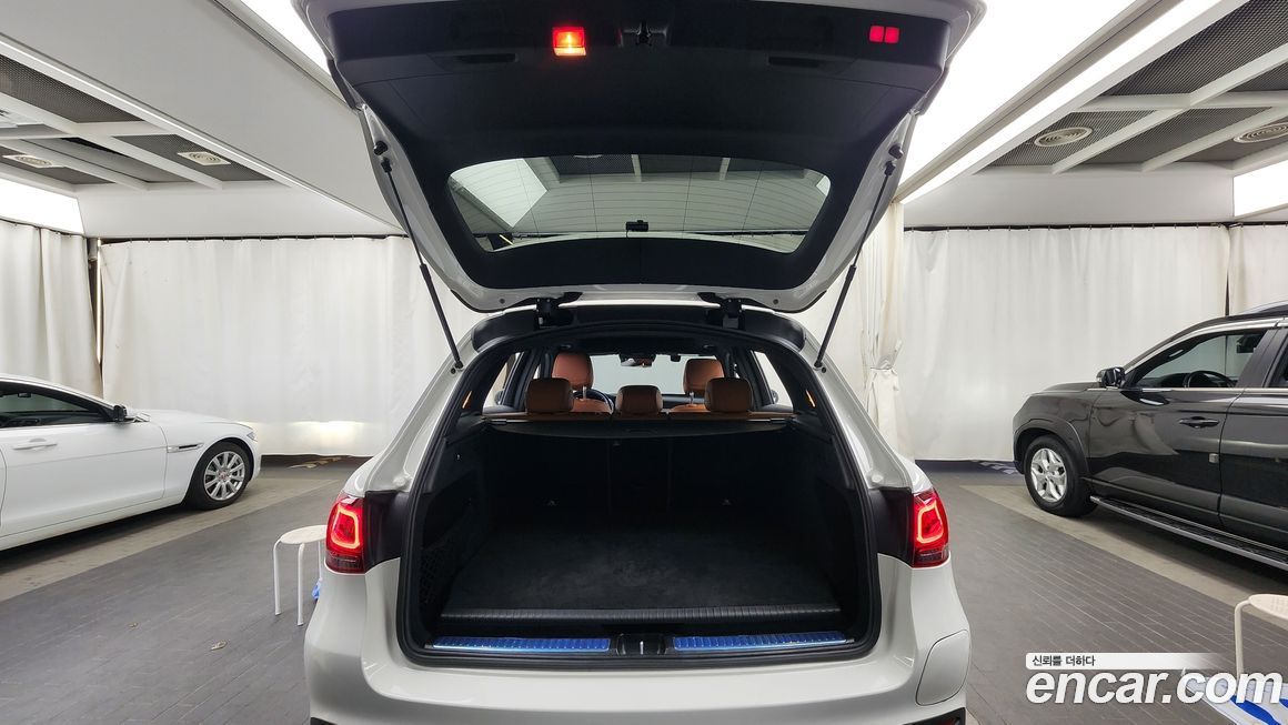 Mercedes-Benz GLC-Class 2022