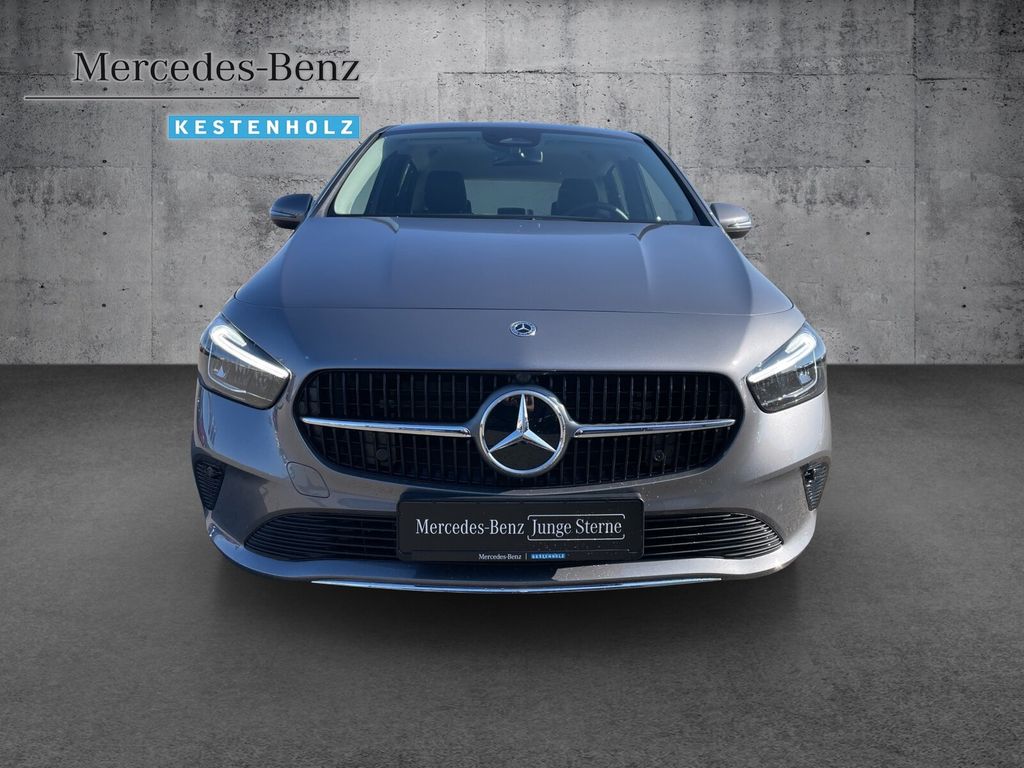 Mercedes-Benz B 200 2023