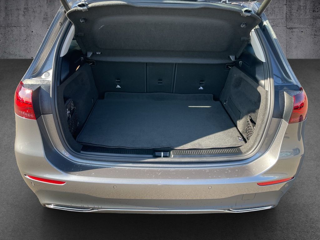 Mercedes-Benz B 200 2023