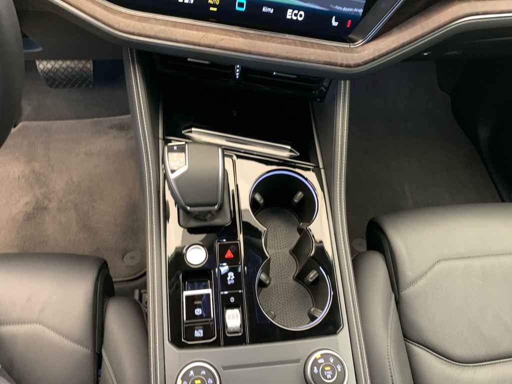 Volkswagen Touareg 2025