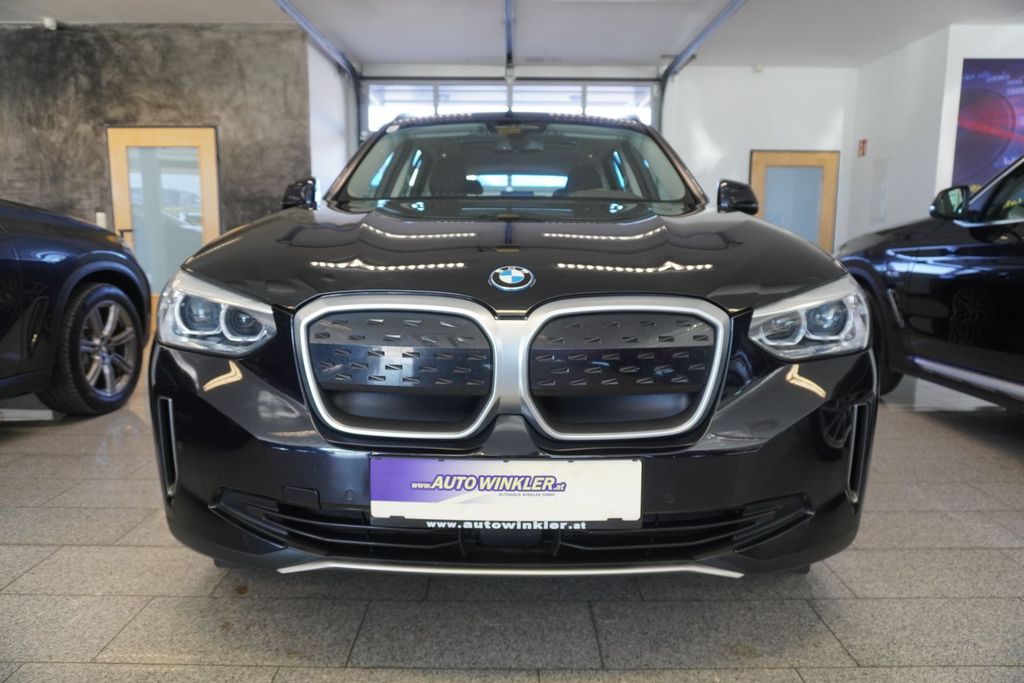BMW iX3 2021