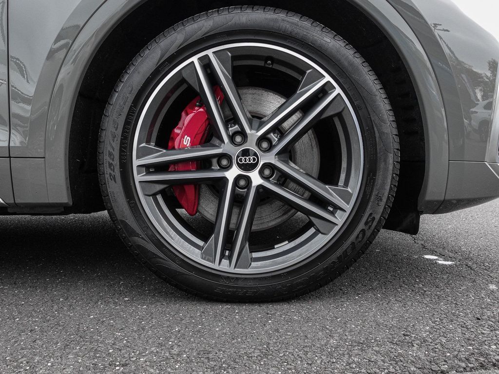 Audi SQ5 2021