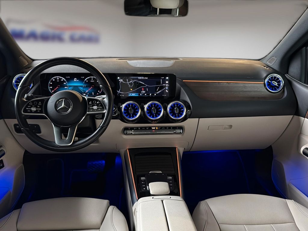 Mercedes-Benz B 180 2022