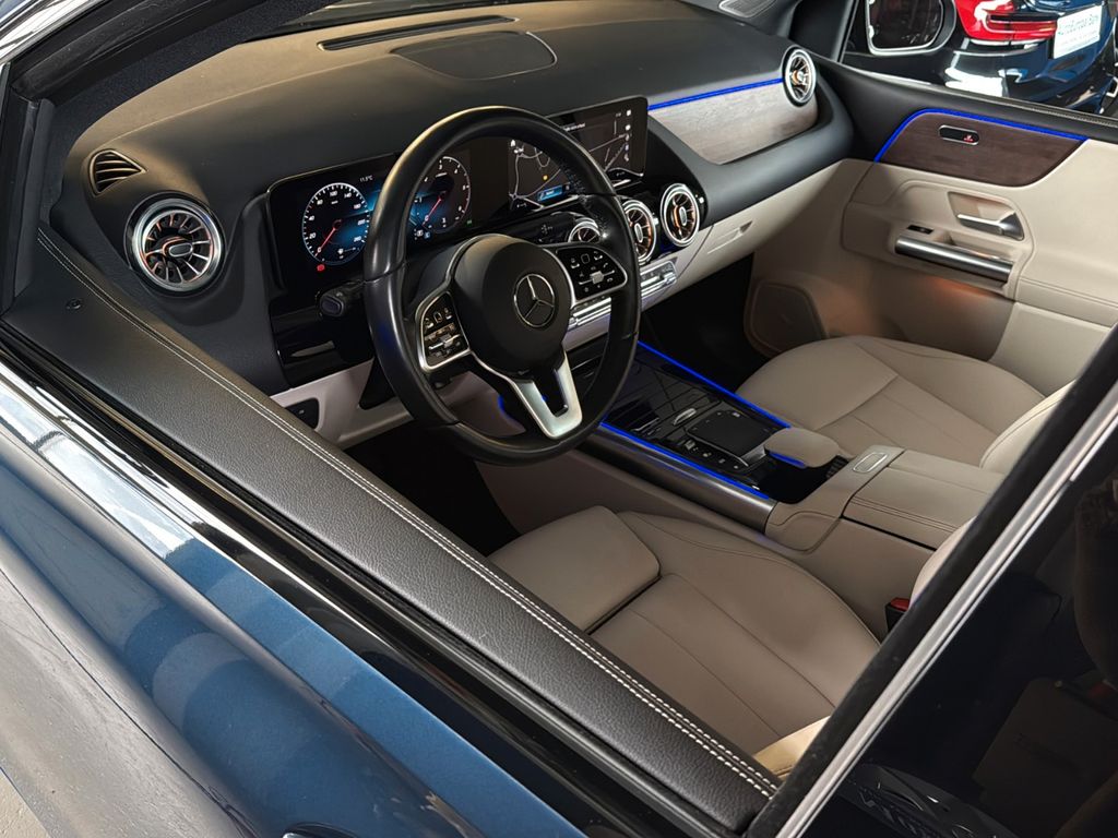 Mercedes-Benz B 180 2022