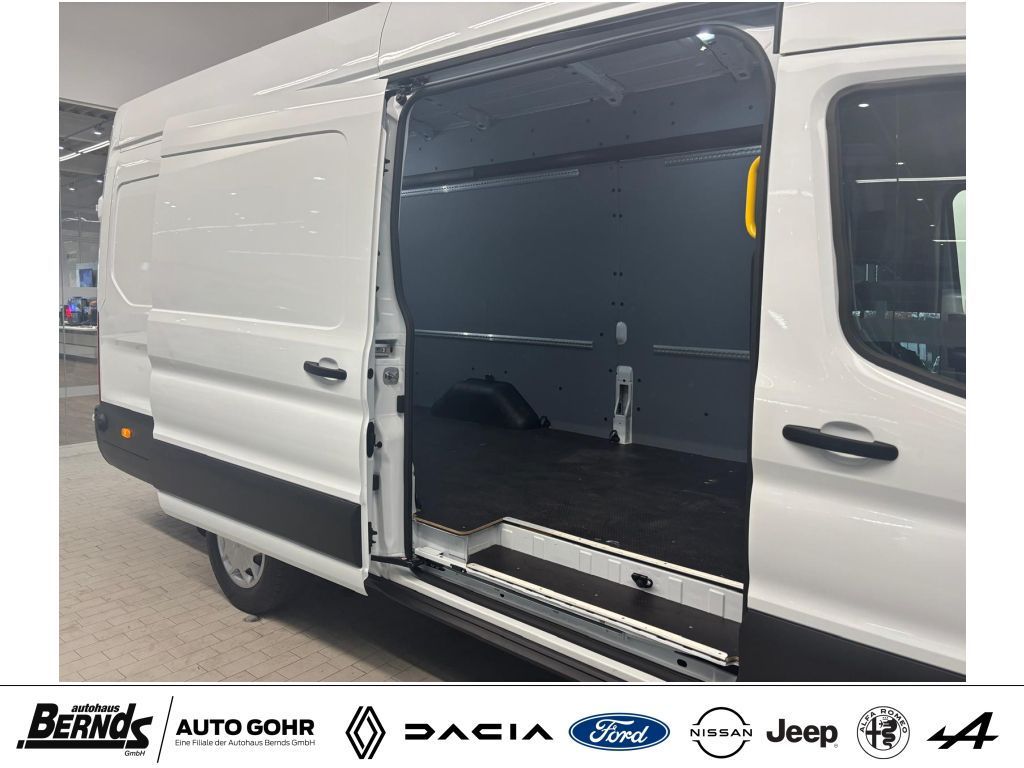 Ford Transit 2024