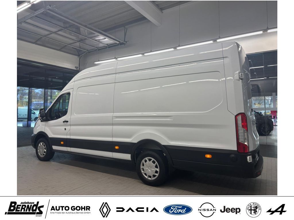 Ford Transit 2024