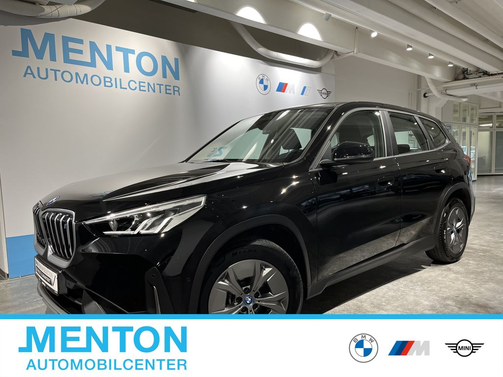 BMW iX1 2023