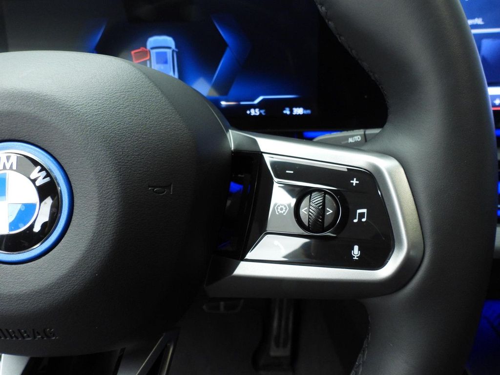 BMW i5 2025