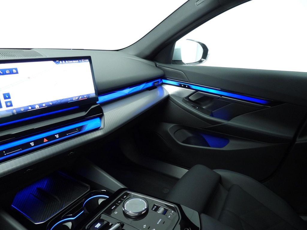 BMW i5 2025