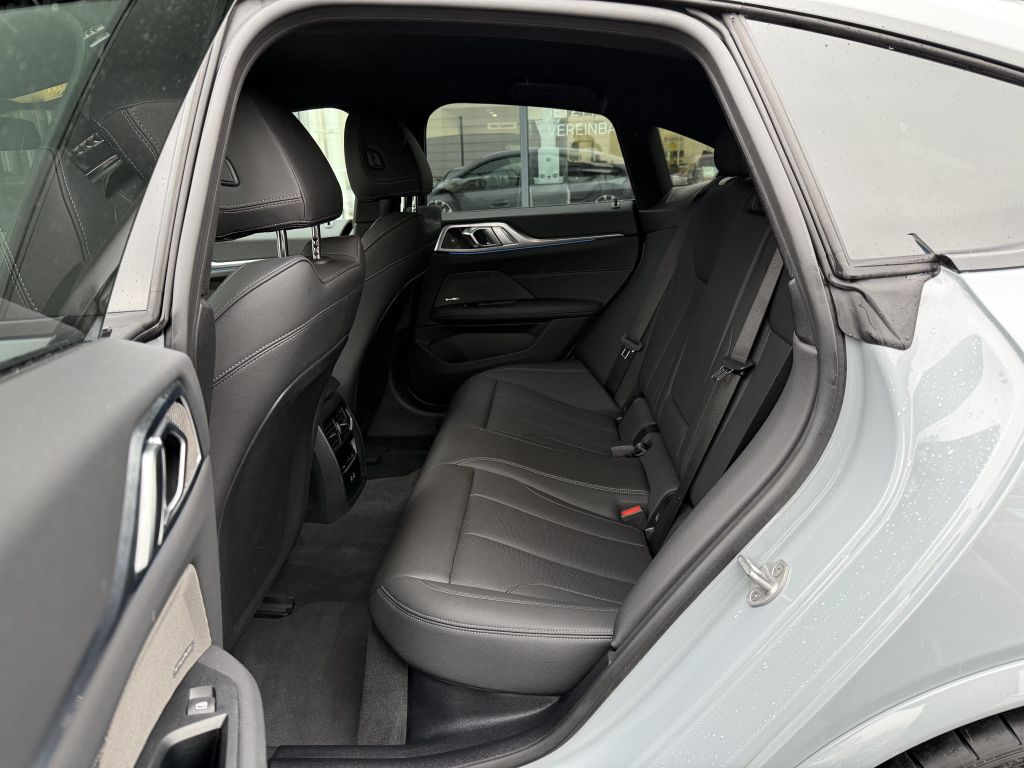 BMW i4 2025