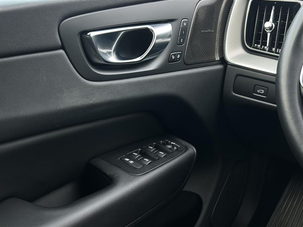 Volvo XC60 2023