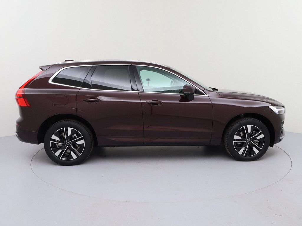 Volvo XC60 2025