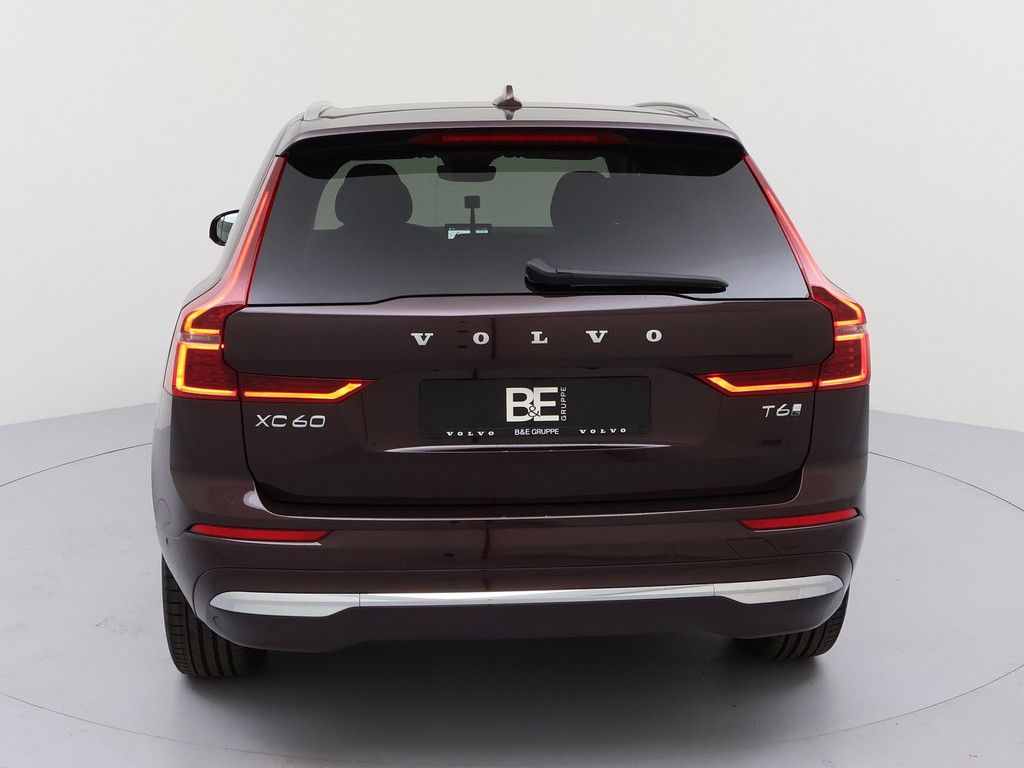 Volvo XC60 2025