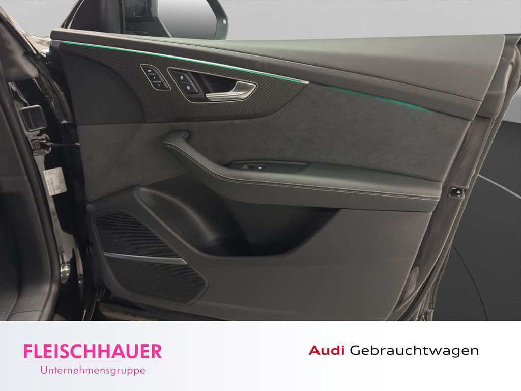 Audi RSQ8 2025
