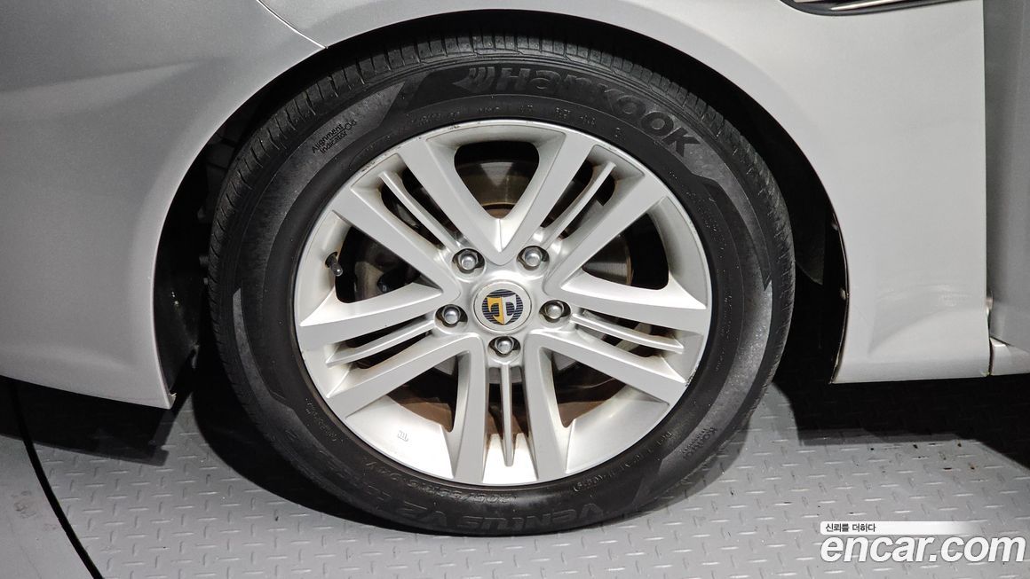 Hyundai Tuscani 2008