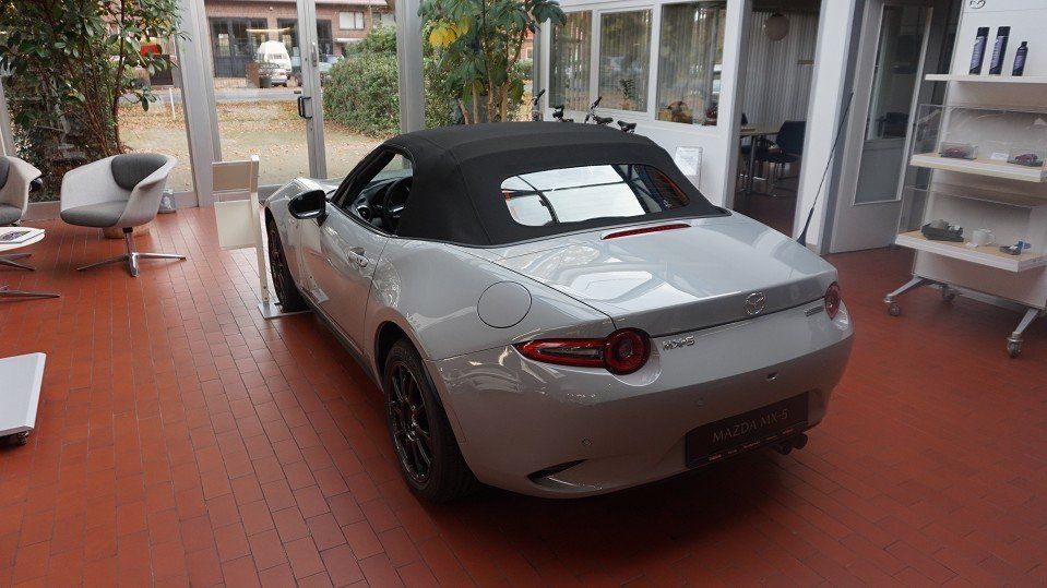 Mazda MX-5