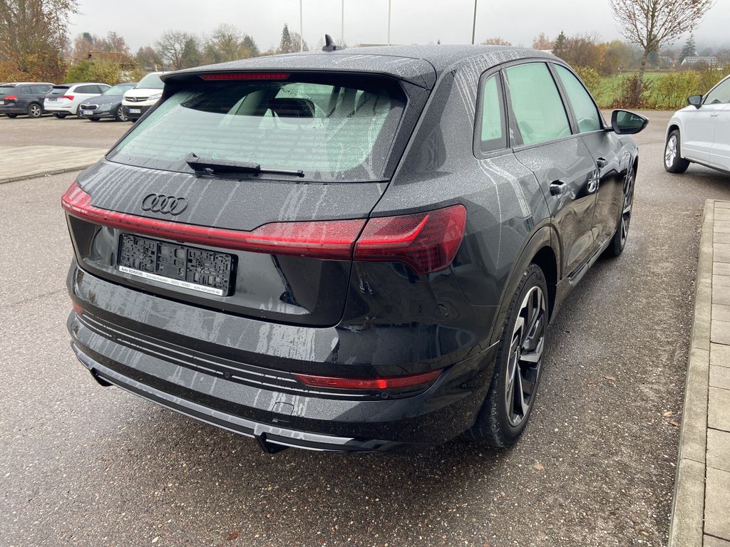 Audi e-tron 2022