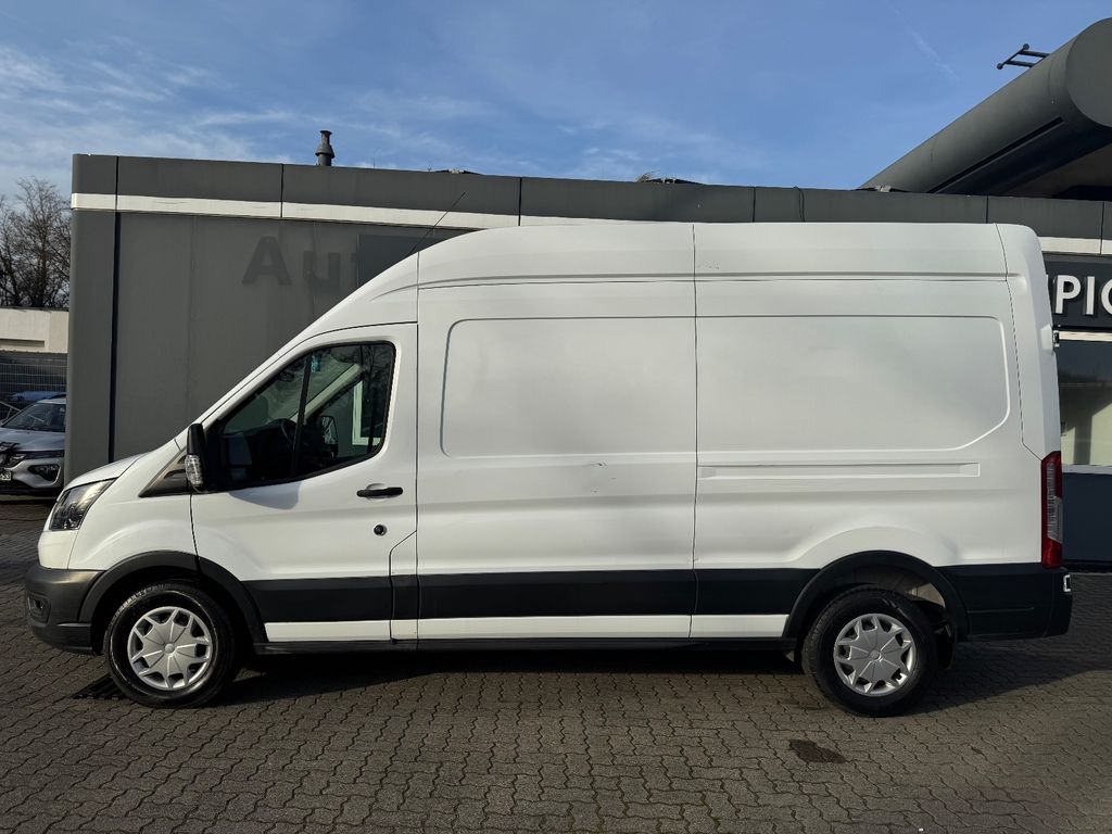 Ford Transit 2023