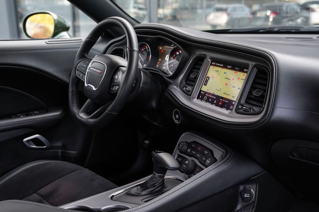 Dodge Challenger 2024