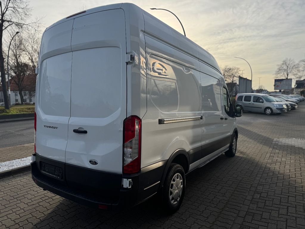 Ford Transit 2023