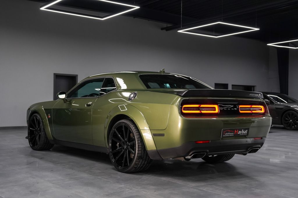 Dodge Challenger 2024