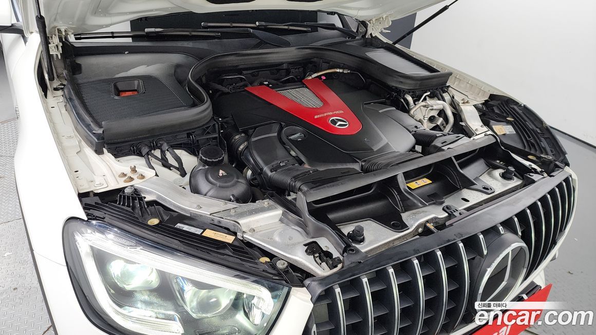 Mercedes-Benz GLC-Class 2021