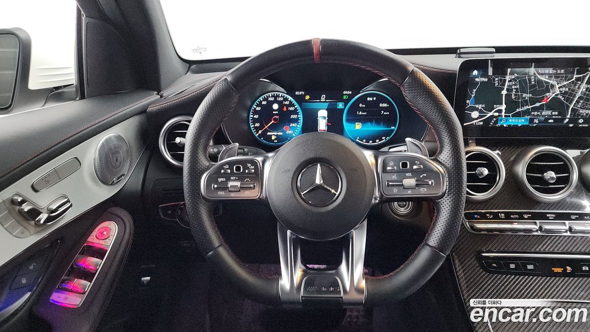 Mercedes-Benz GLC-Class 2021