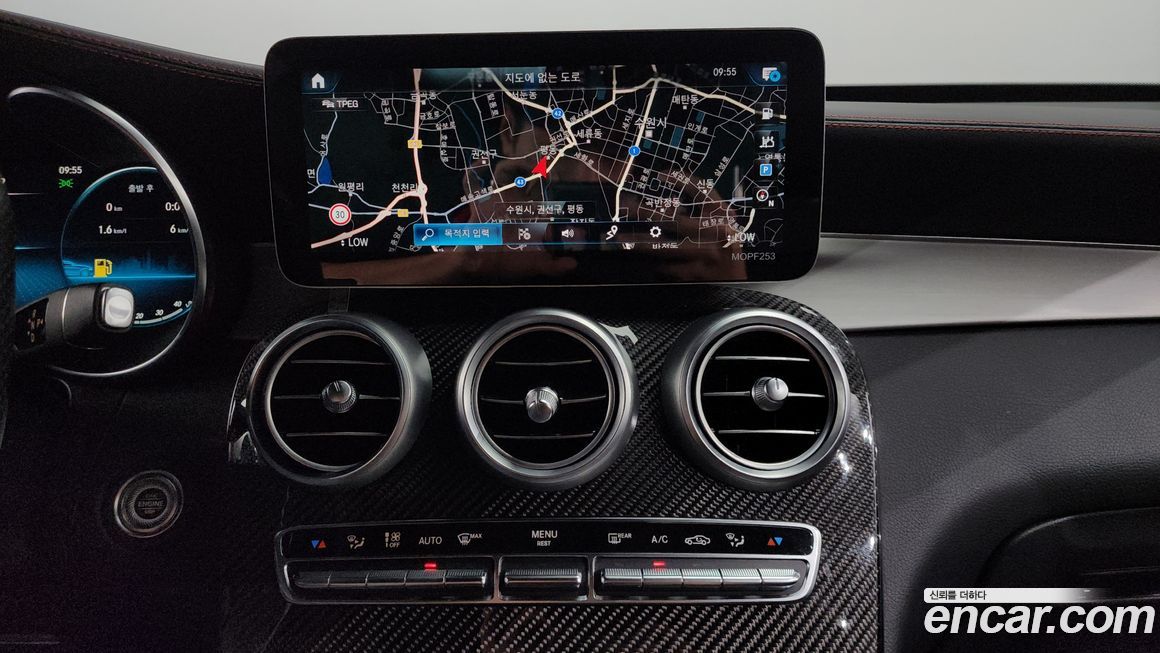 Mercedes-Benz GLC-Class 2021