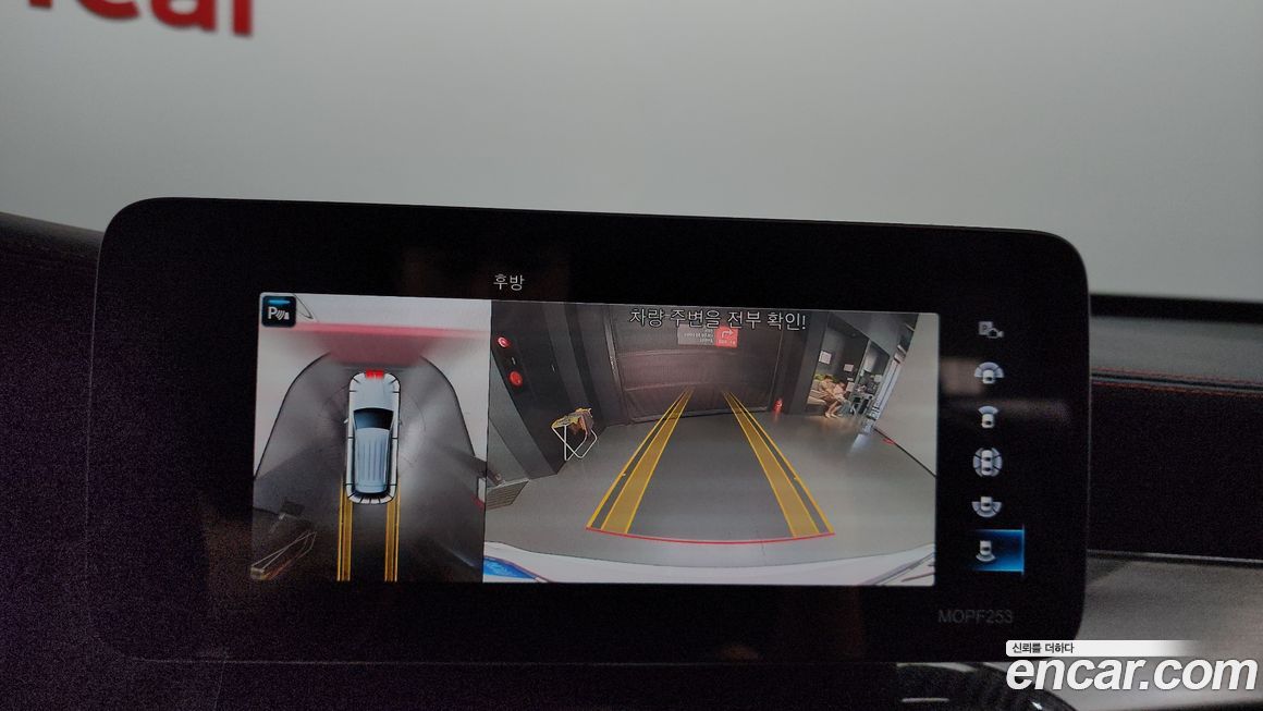 Mercedes-Benz GLC-Class 2021