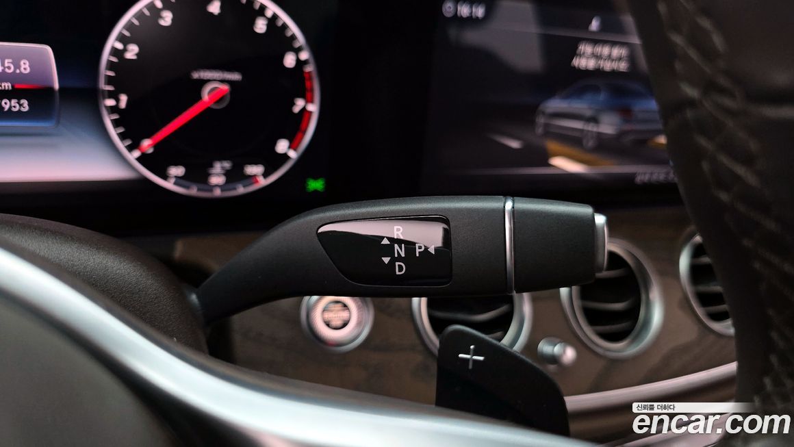 Mercedes-Benz E-Class 2019