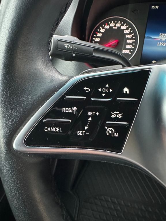 Mercedes-Benz Sprinter 2024