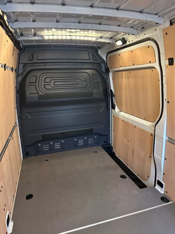 Mercedes-Benz Sprinter 2024