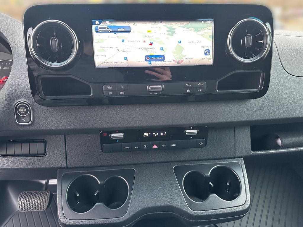 Mercedes-Benz Sprinter 2024