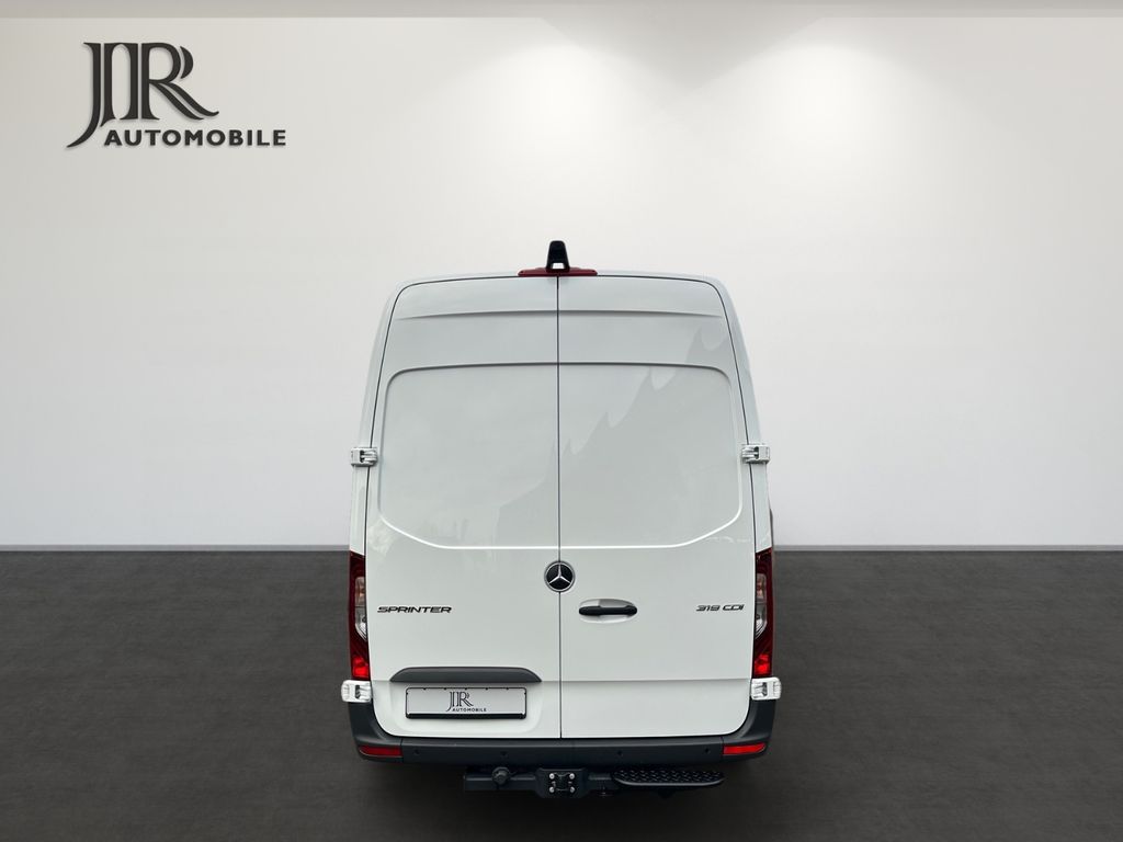 Mercedes-Benz Sprinter 2024