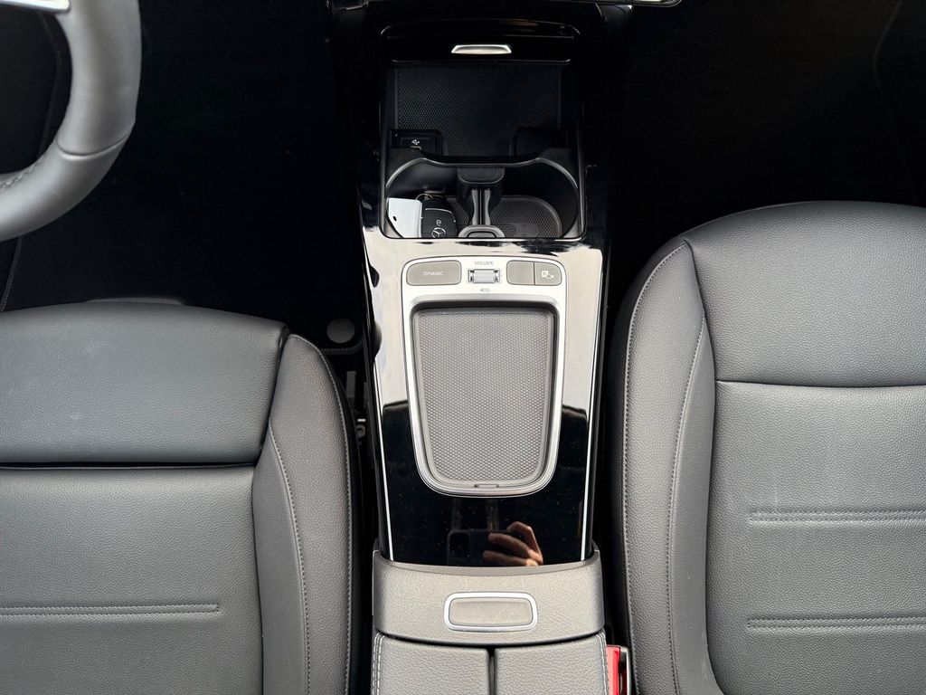 Mercedes-Benz A 250 2024