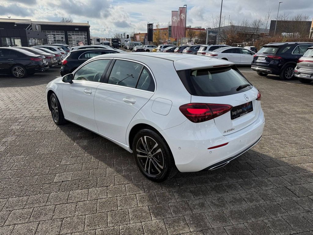 Mercedes-Benz A 250 2024
