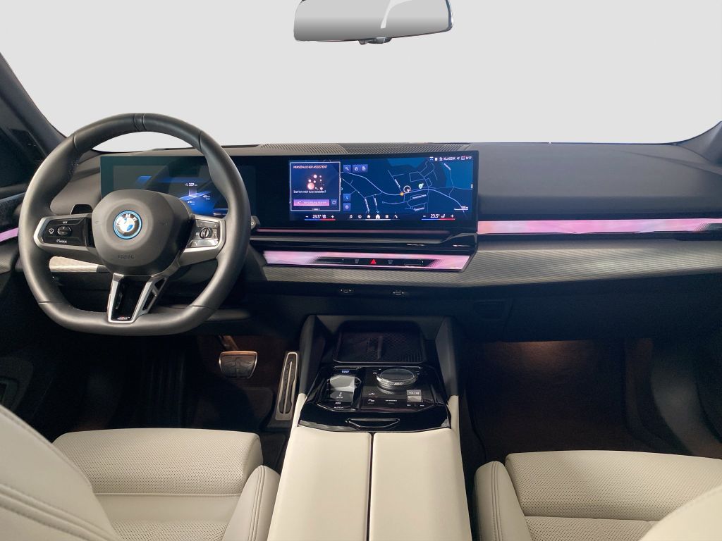 BMW i5 2024